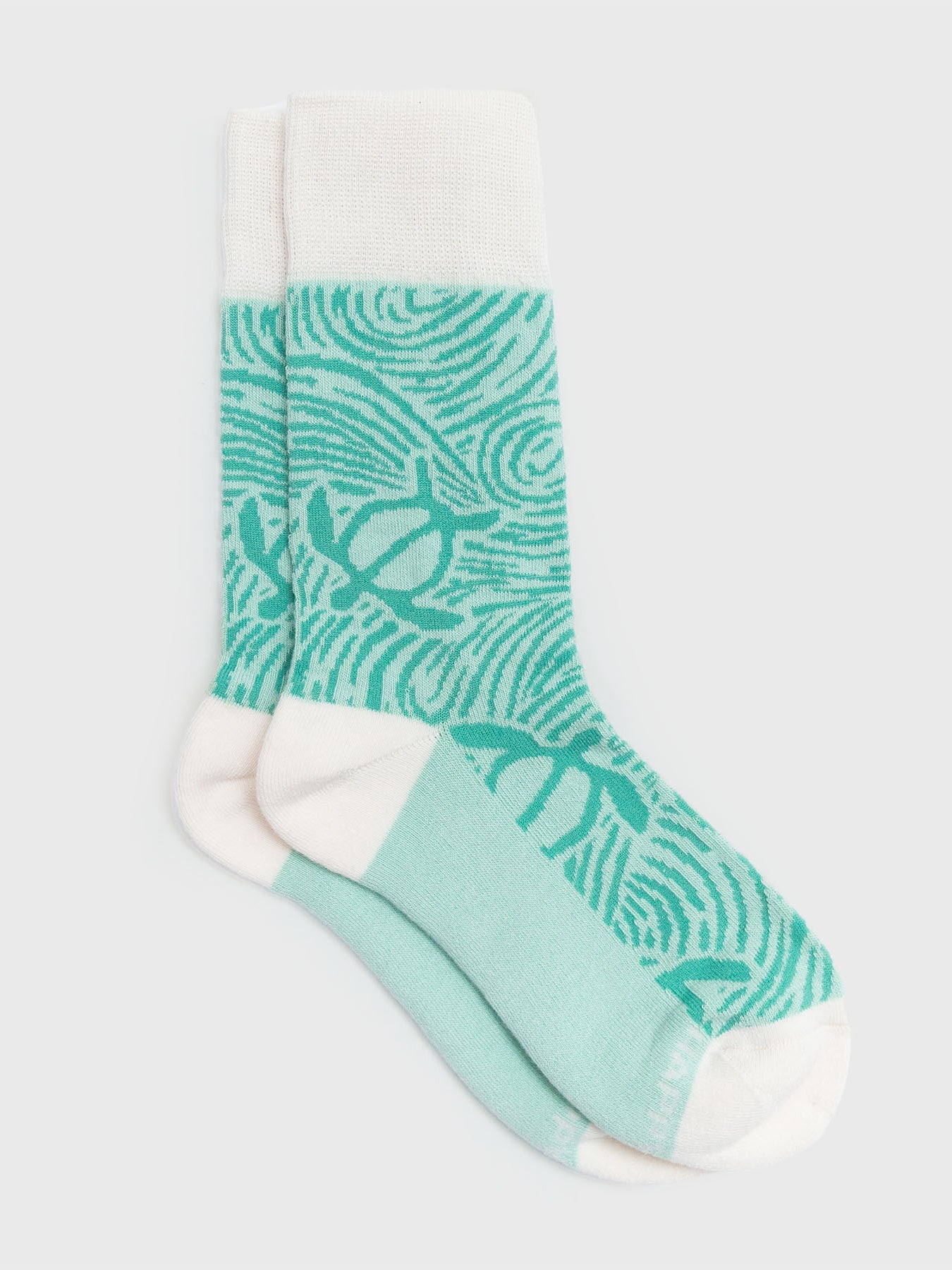 sea turtle socks by happy earth