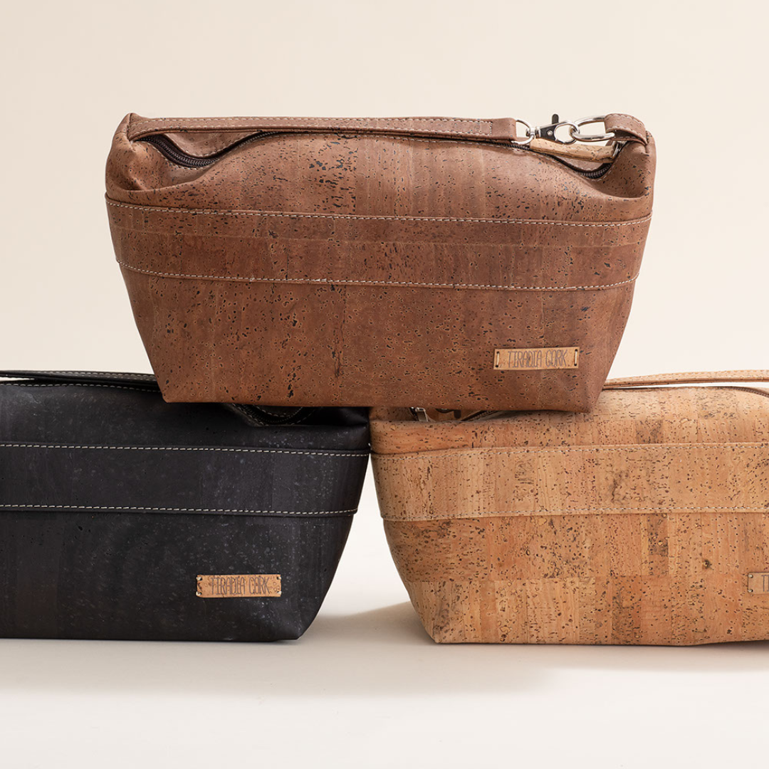 room for two dopp kit by tiradia cork