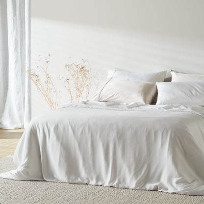 Signature Sateen Duvet Cover by ettitude