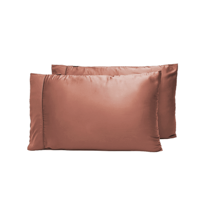 Signature Sateen Pillowcase Set by ettitude