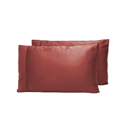 Signature Sateen Pillowcase Set by ettitude