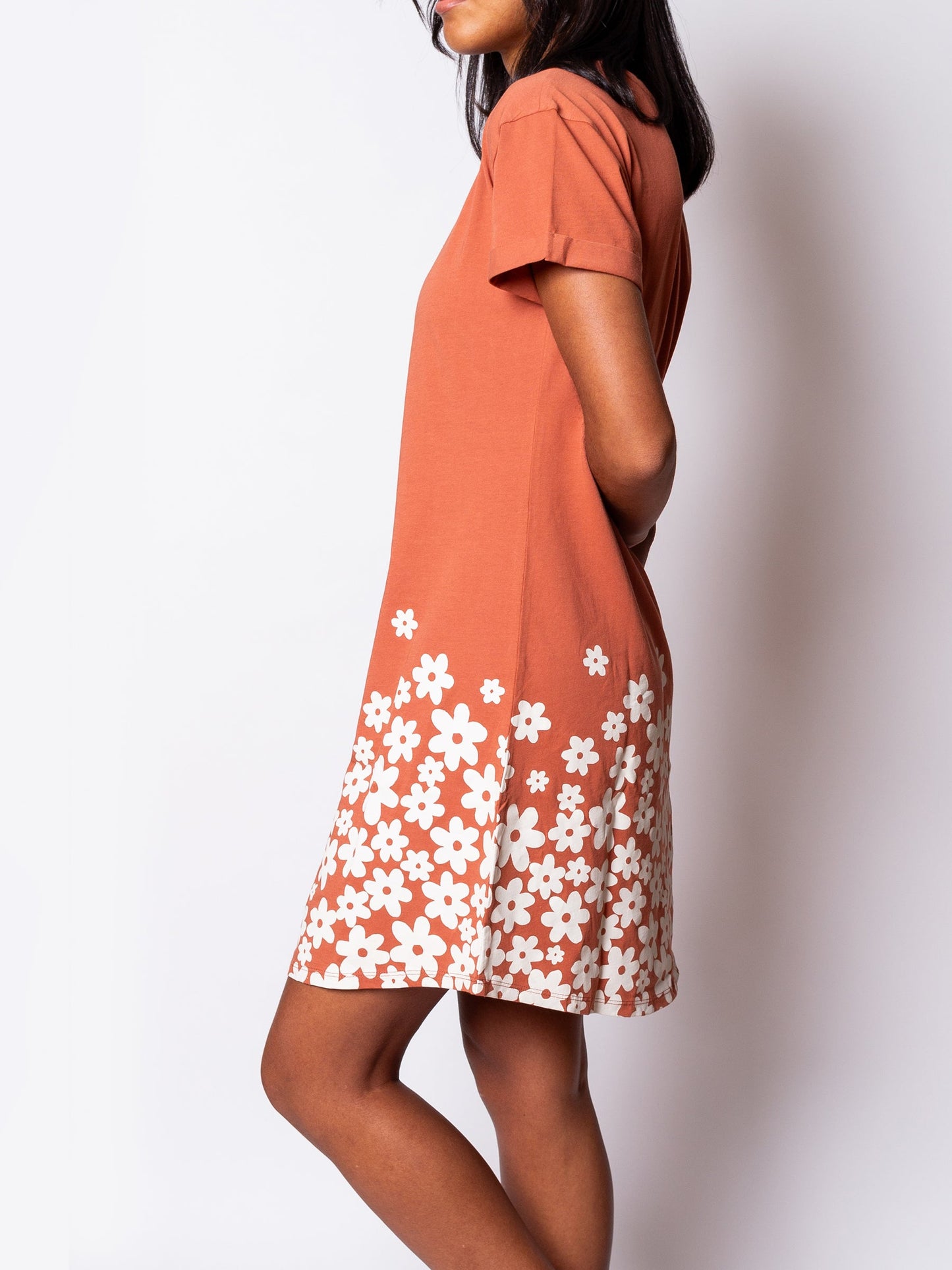 daisies t-shirt dress by happy earth