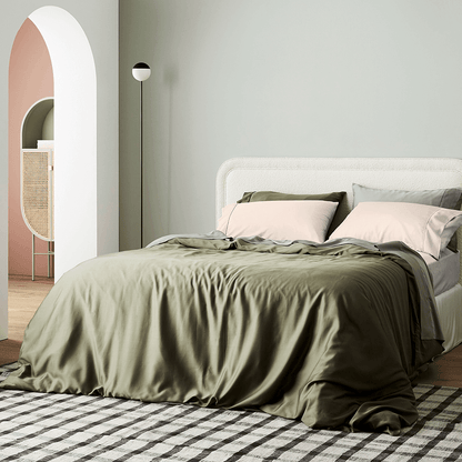 Signature Sateen Duvet Cover by ettitude