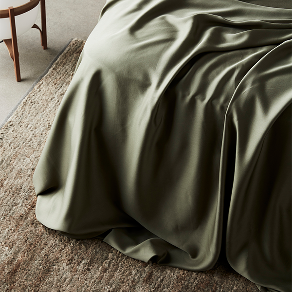 signature sateen flat sheet by ettitude