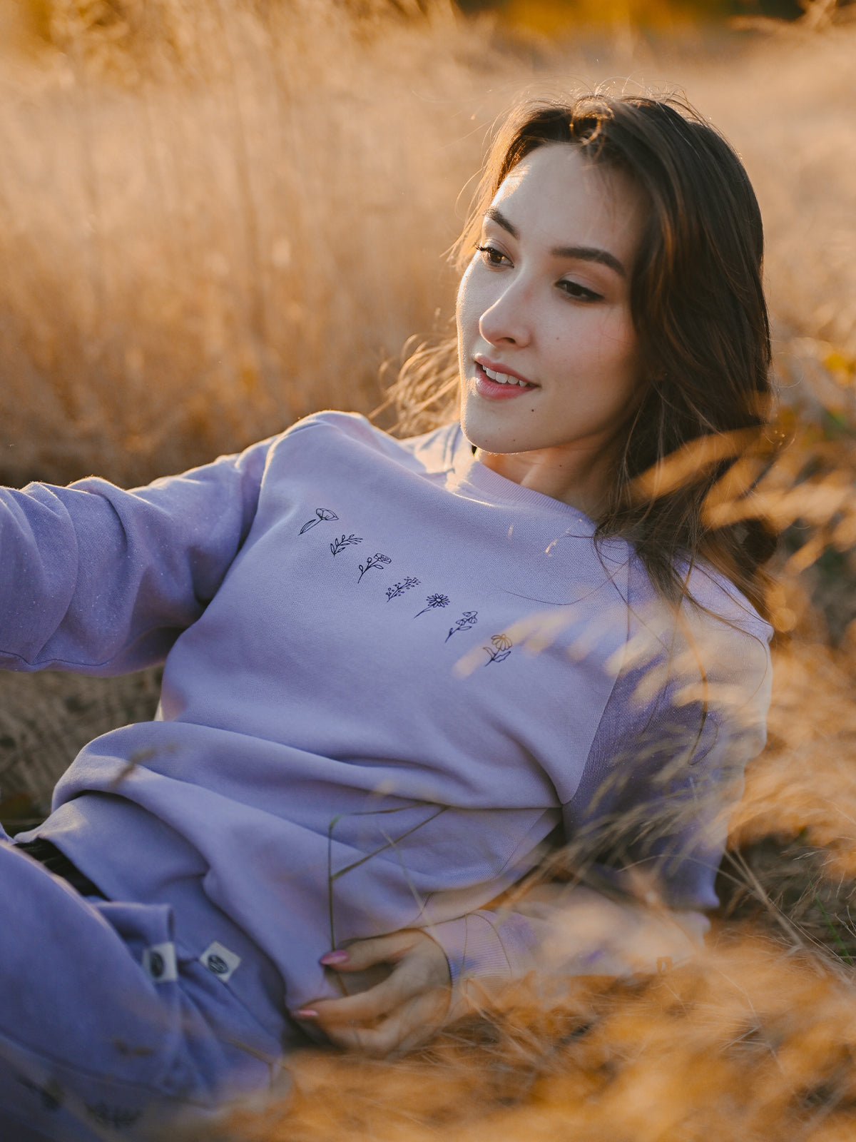 lavender raglan pullover by happy earth