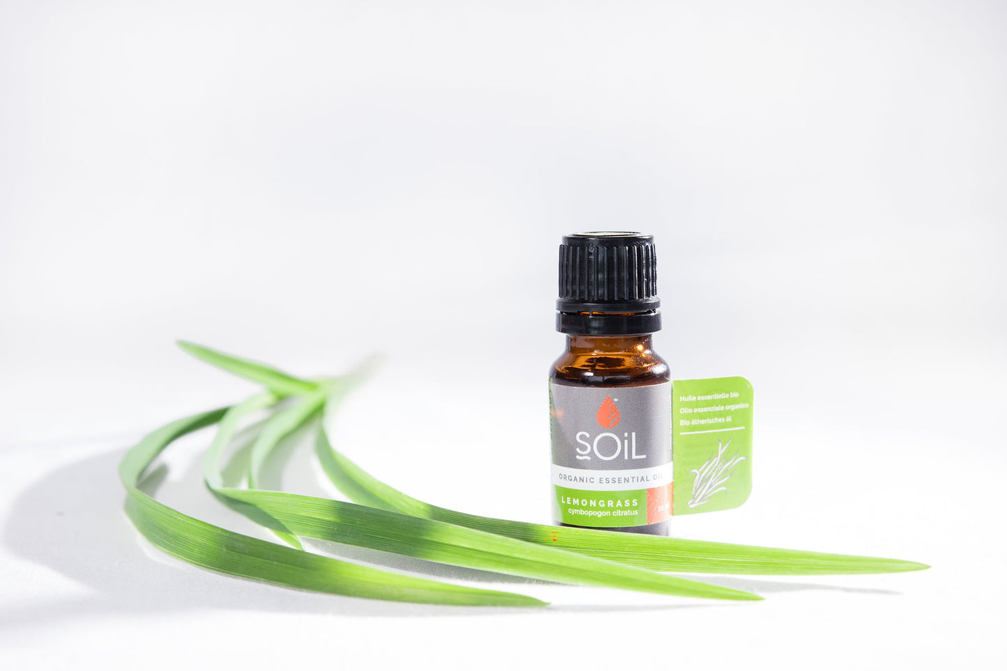 organic lemongrass essential oil (cymbopogon citratus) 10ml by soil organic aromatherapy and skincare