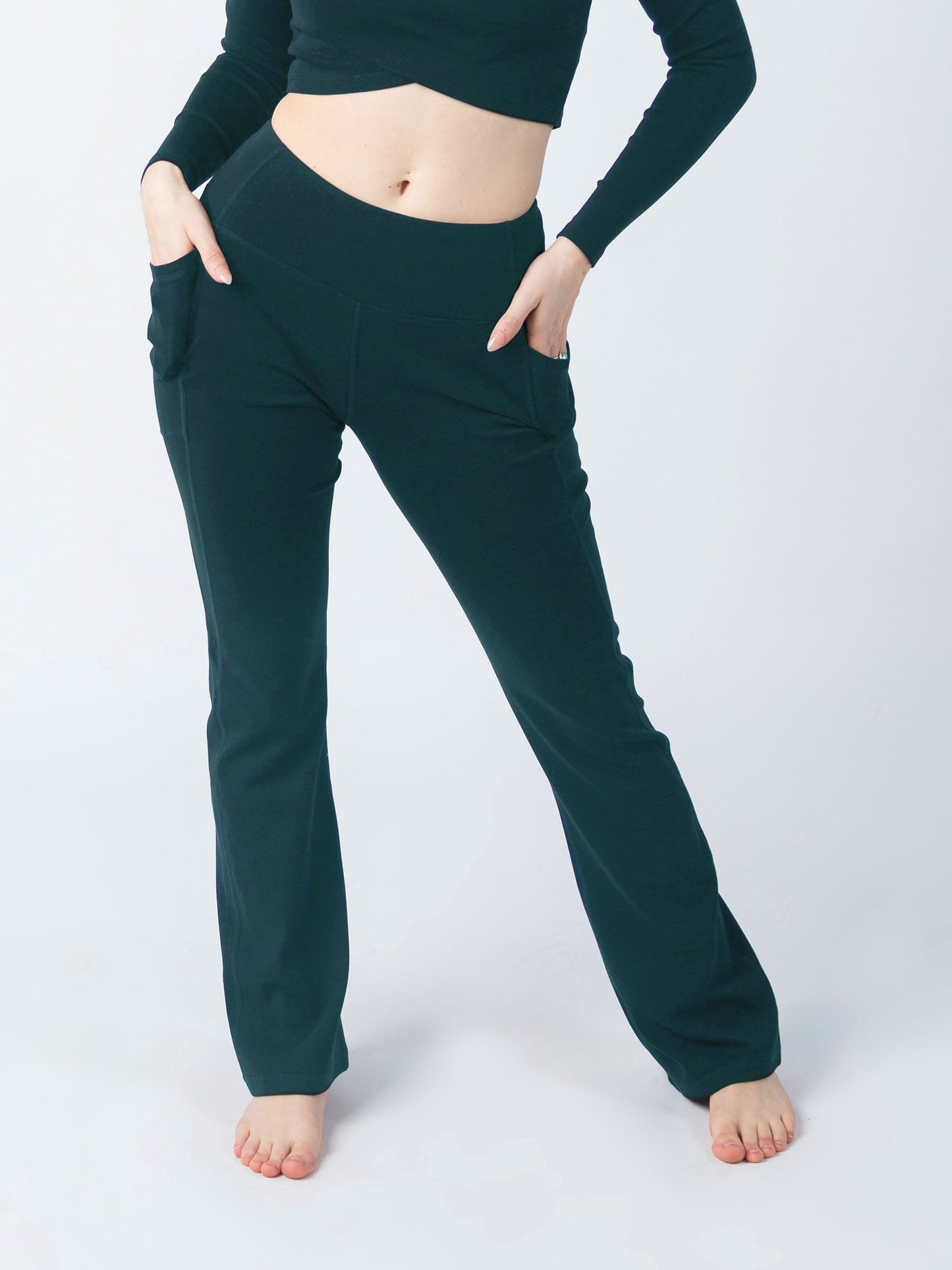 planttec™ flare leggings | monstera by happy earth