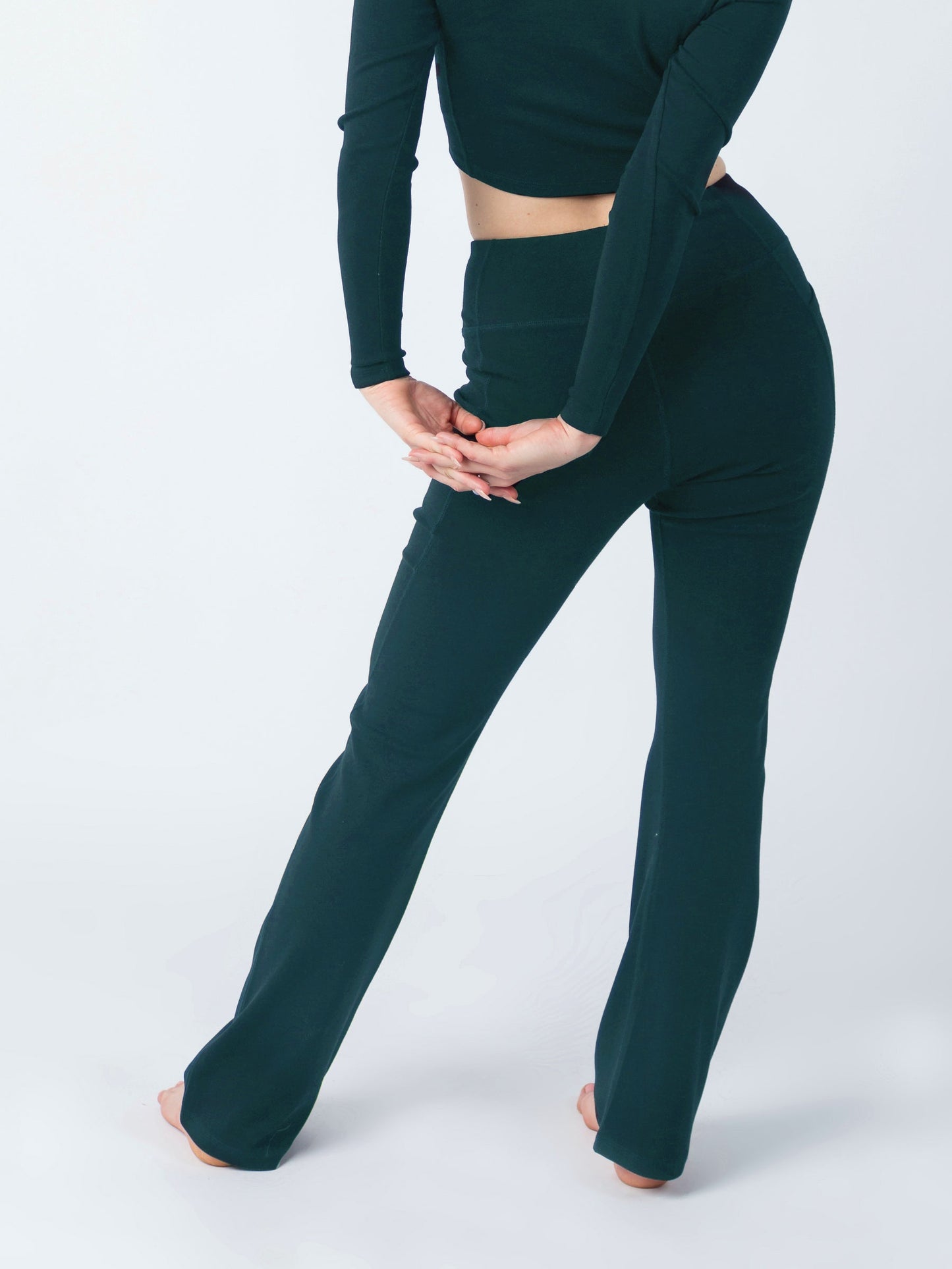 planttec™ flare leggings | monstera by happy earth