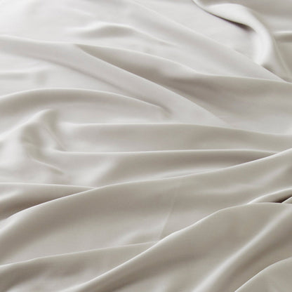 Signature Sateen Duvet Cover by ettitude