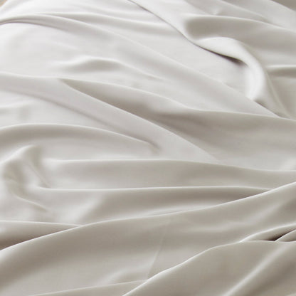 Signature Sateen Fitted Sheet by ettitude