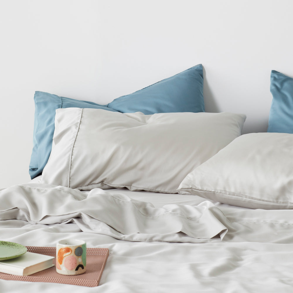 signature sateen pillowcase set by ettitude