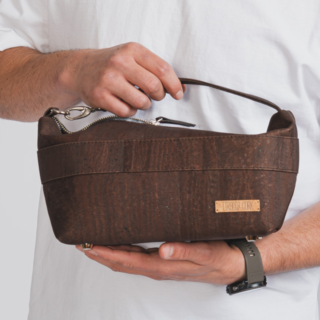 room for two dopp kit by tiradia cork