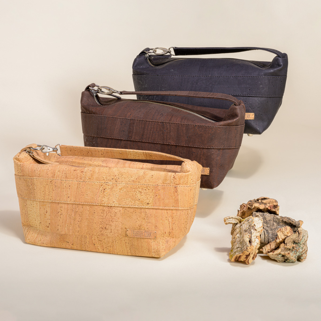 room for two dopp kit by tiradia cork