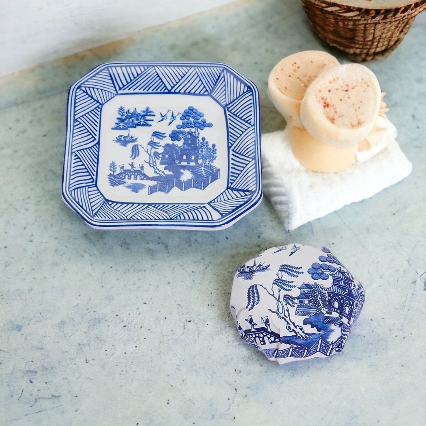 chinoiserie soap & dish set by gia roma