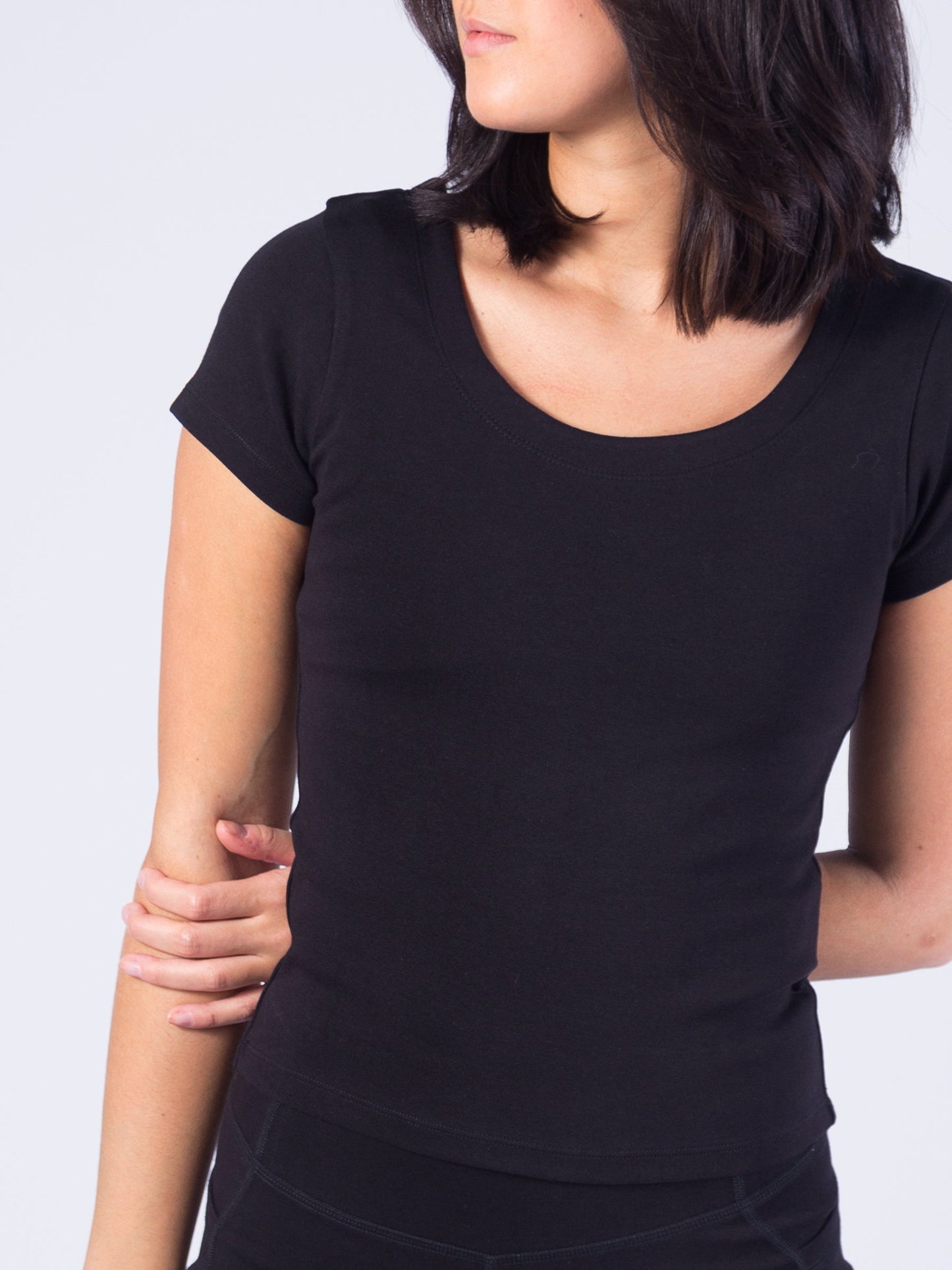 planttec™ reversible short sleeve tee | eclipse by happy earth