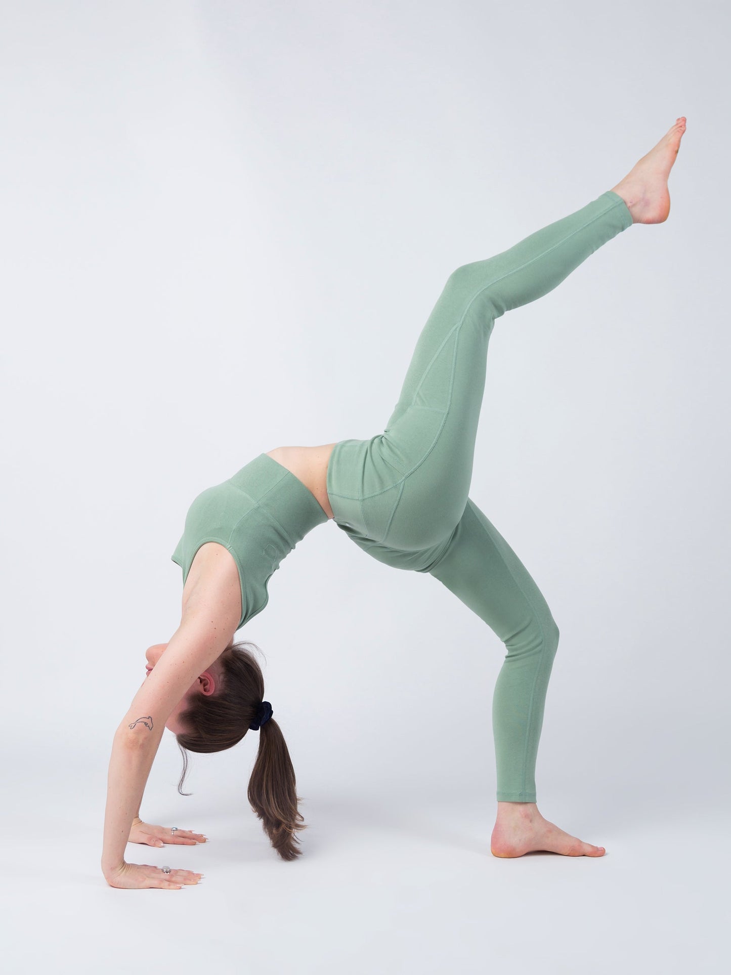 planttec™ leggings | sage by happy earth