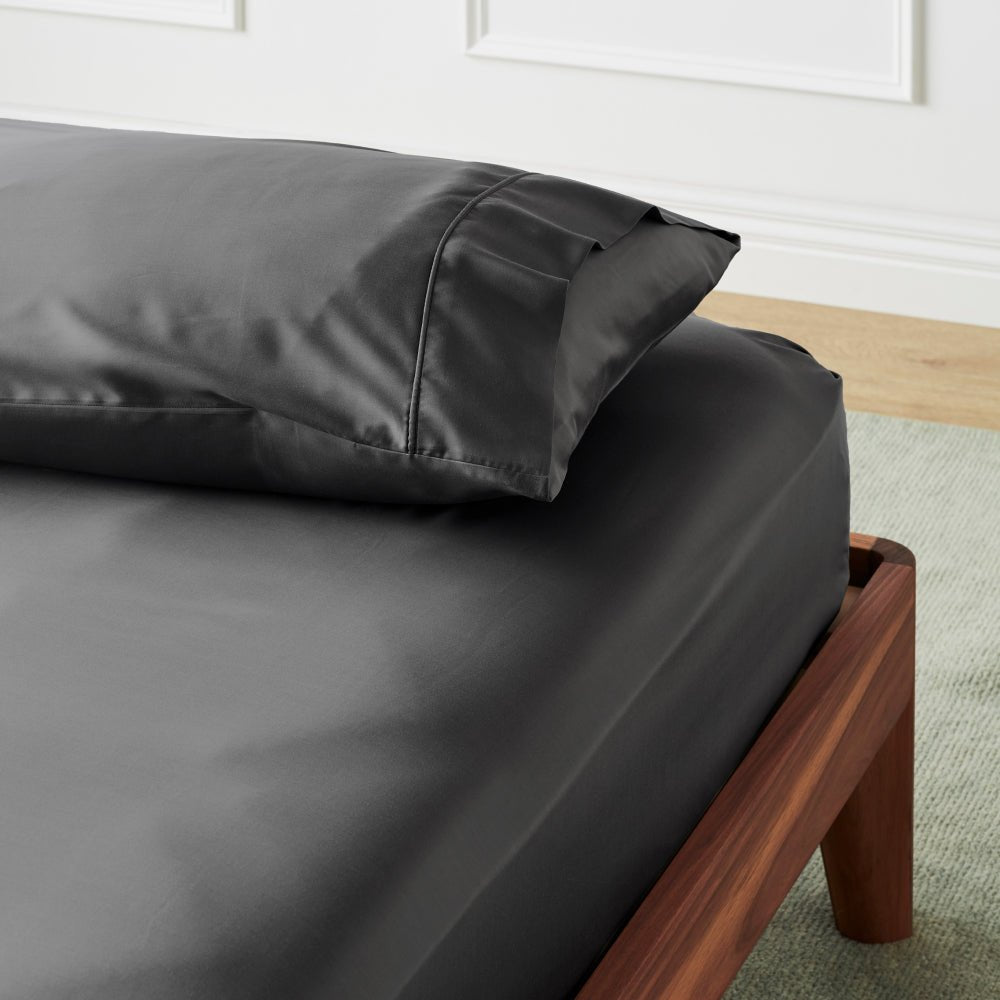 sateen+ fitted sheet by ettitude