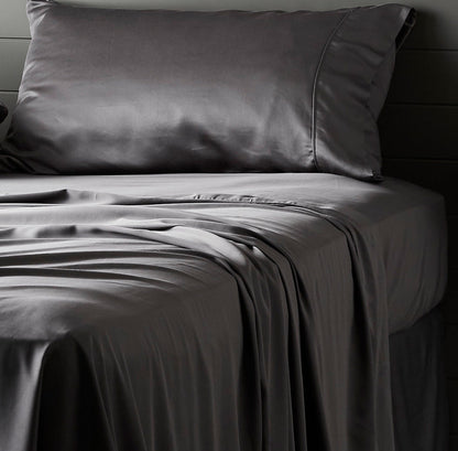 Signature Sateen Fitted Sheet by ettitude