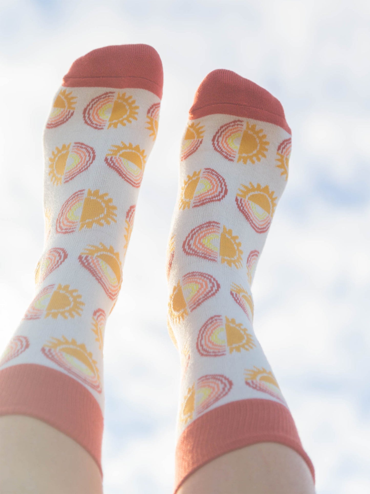 sunny socks by happy earth