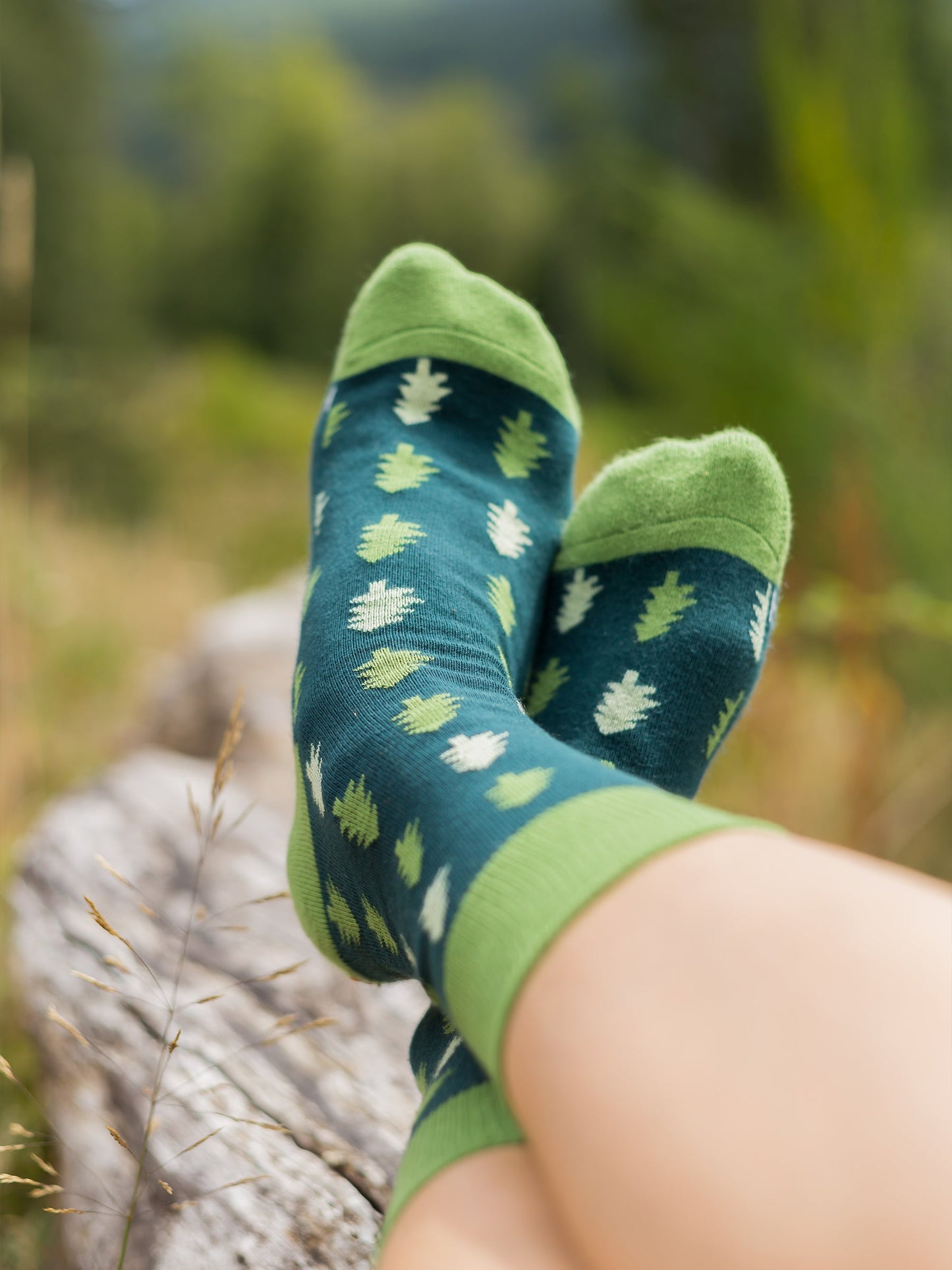 tree socks by happy earth