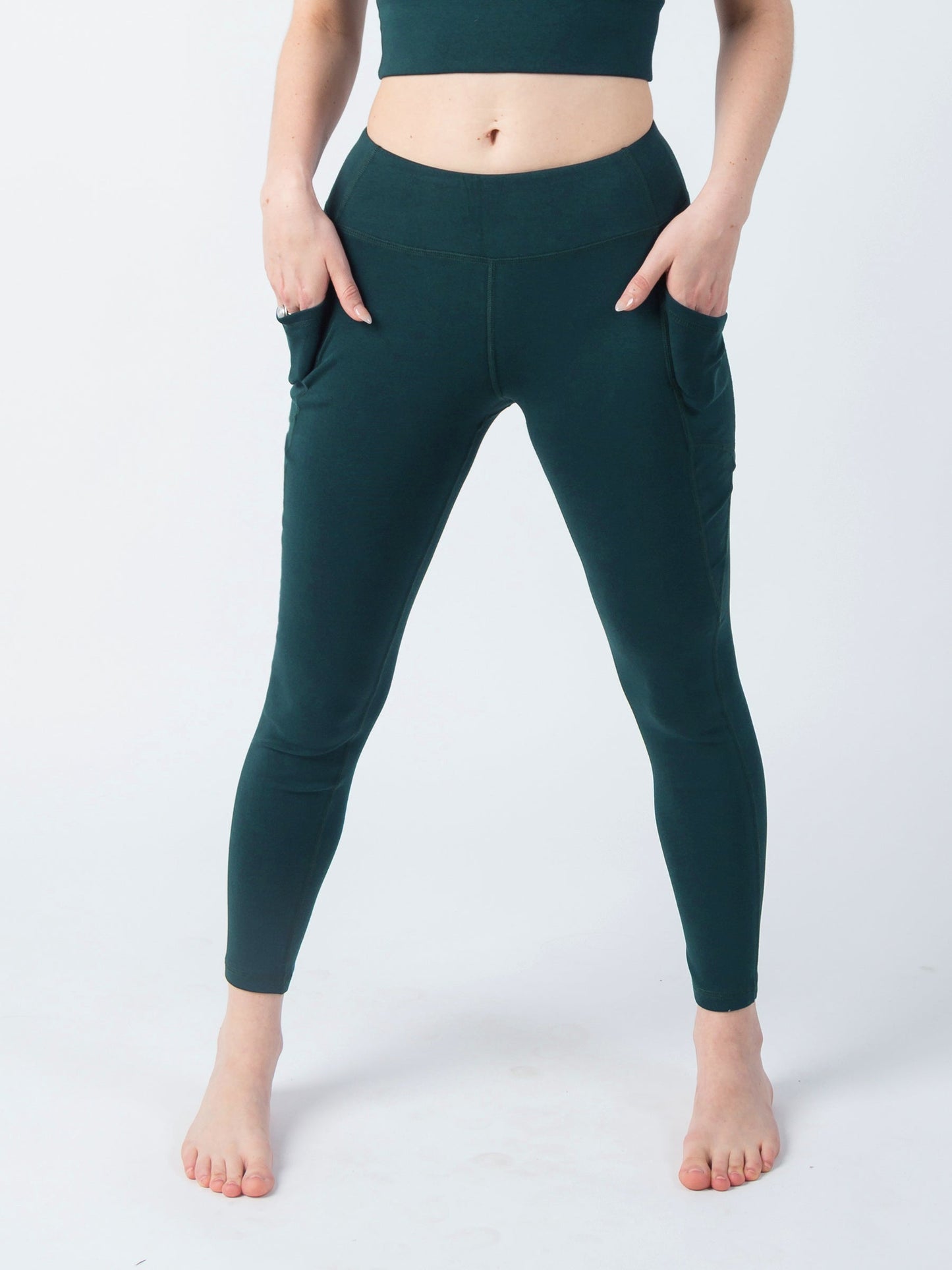 planttec™ leggings | monstera by happy earth