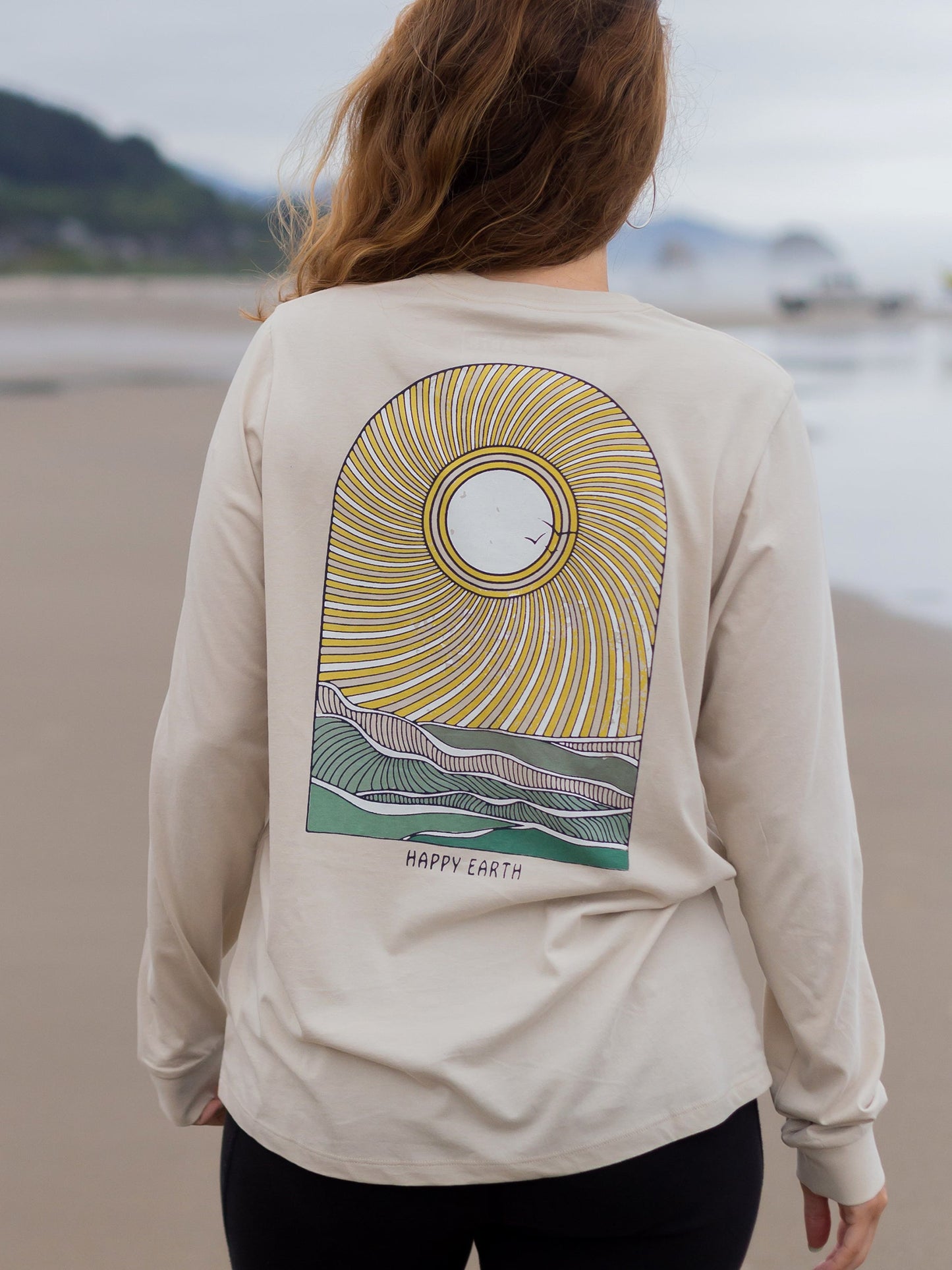 sunny seas tee by happy earth