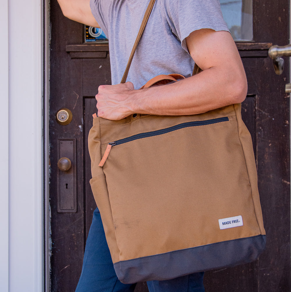 tote pack baby taupe by made free®