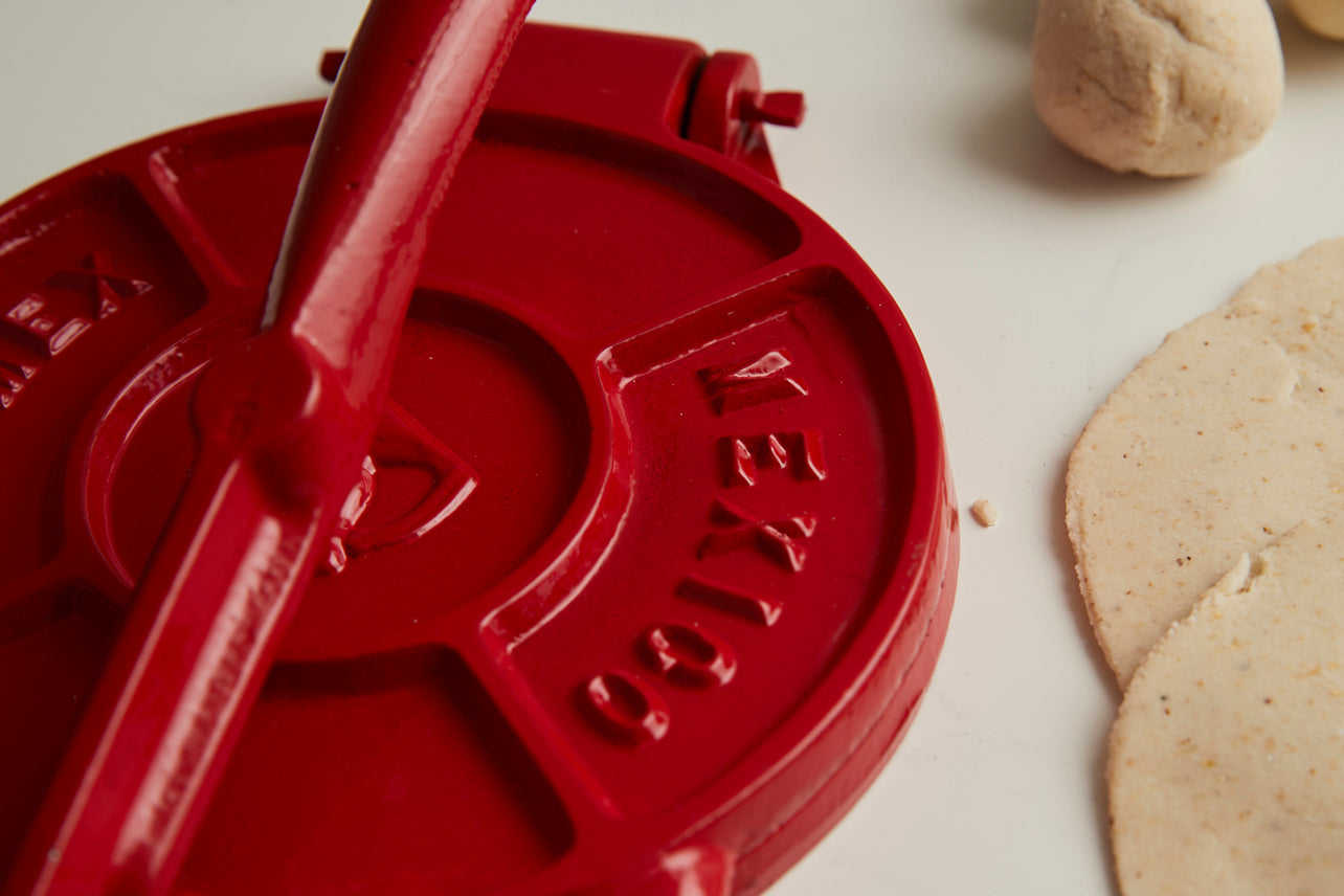 tortilla press kit - red cast iron with servilleta by verve culture