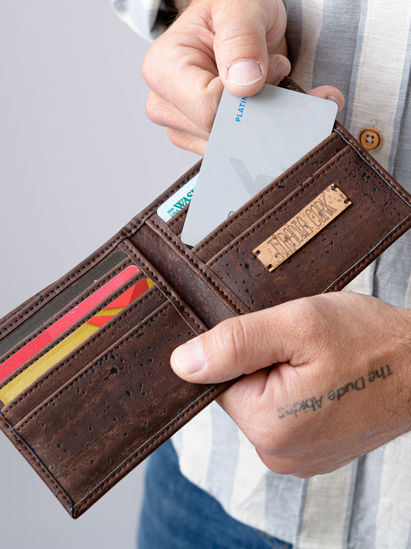 fellowship wallet by tiradia cork