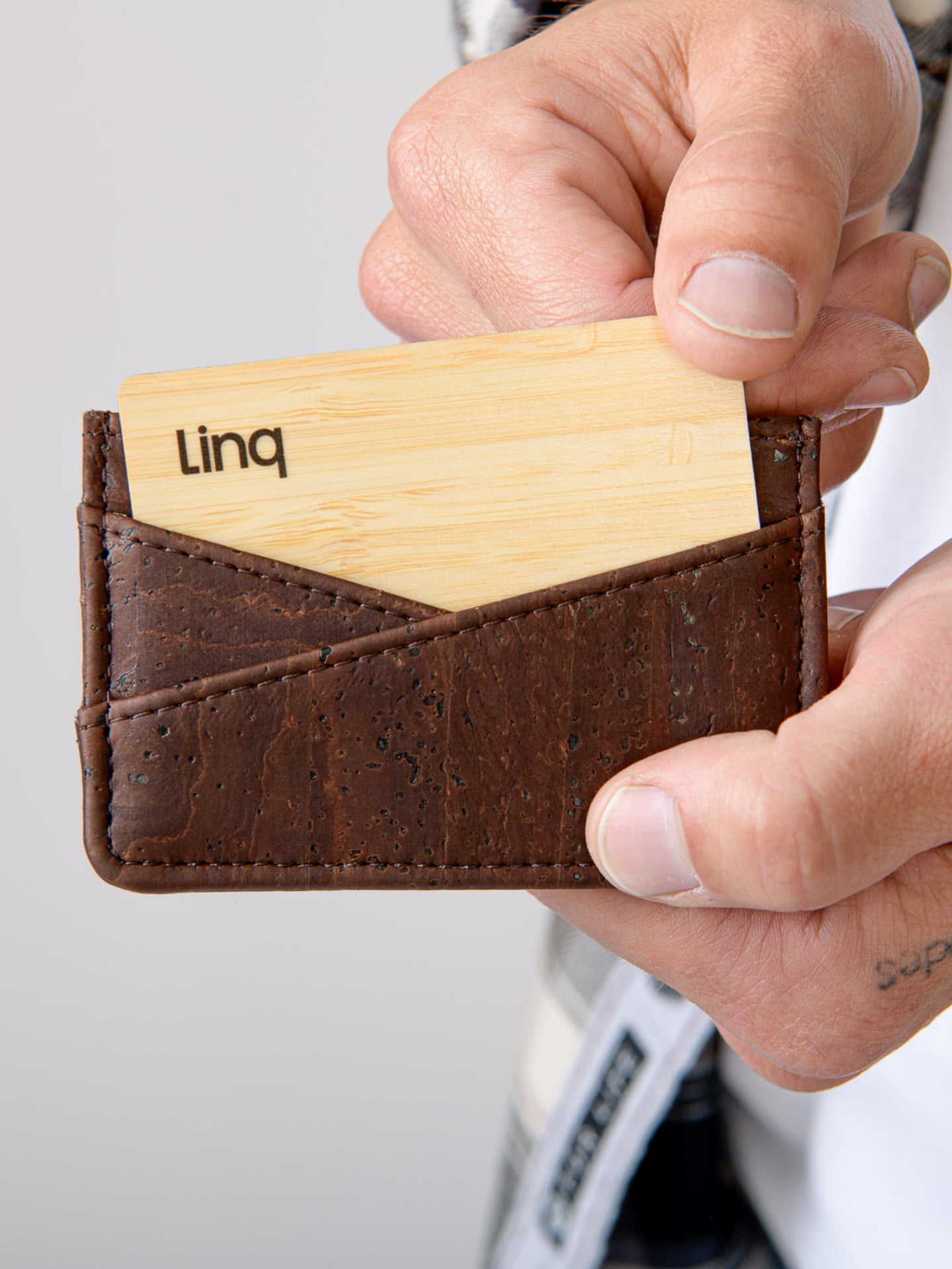 og cardholder by tiradia cork