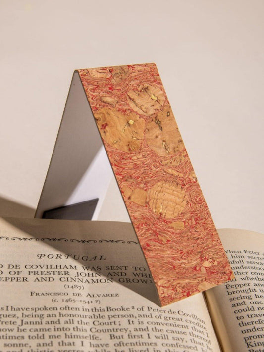 Dependable Magnetic Bookmark by Tiradia Cork