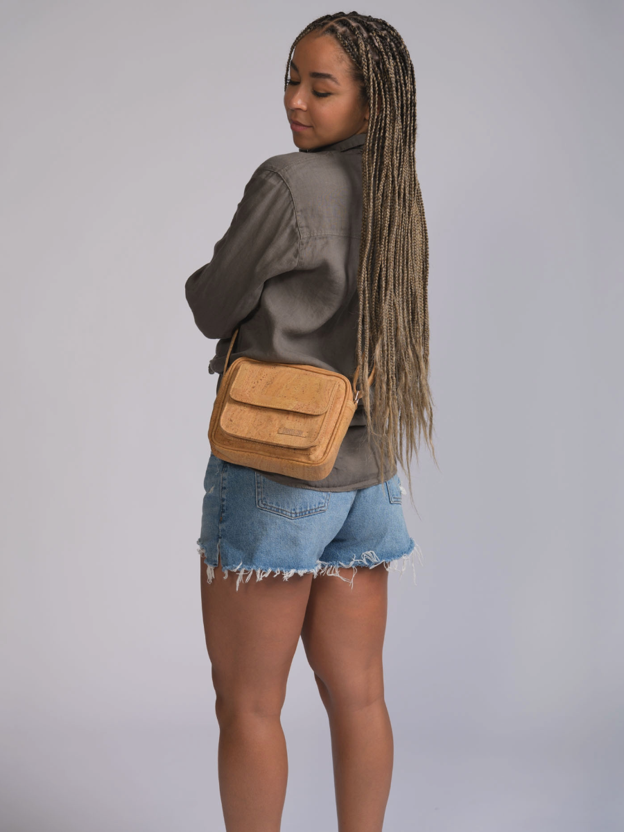 on the go crossbody by tiradia cork