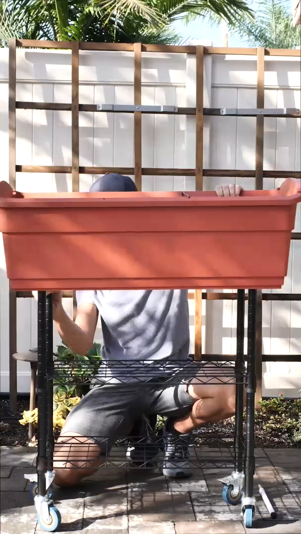 elevated mobile planter by watex