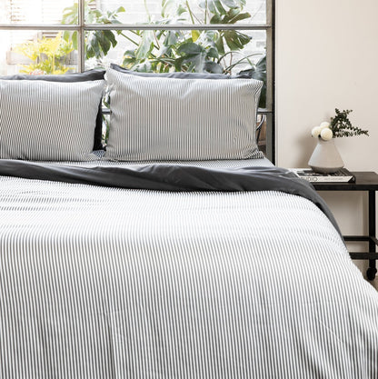 Signature Sateen Duvet Cover by ettitude