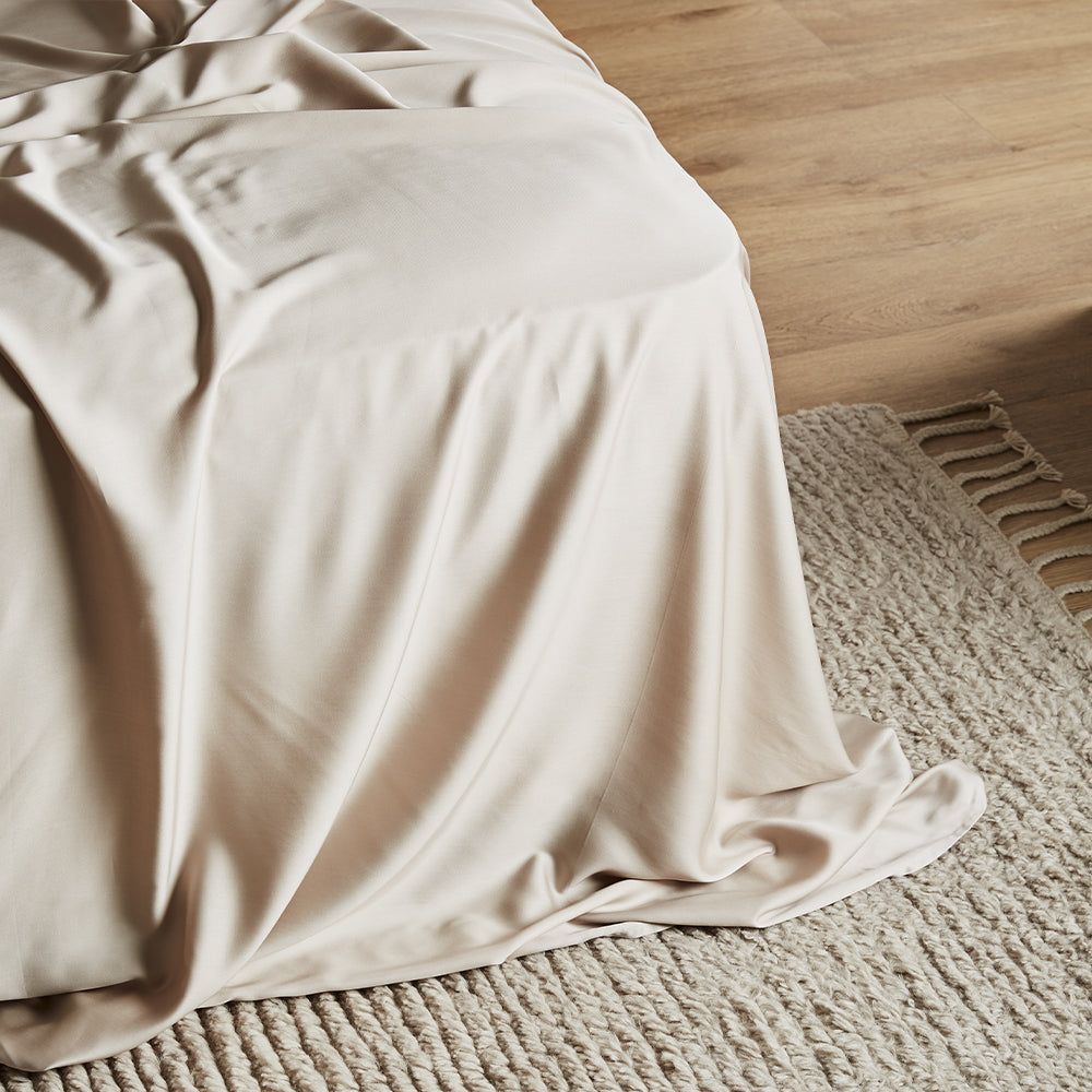 signature sateen fitted sheet by ettitude