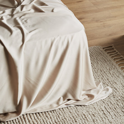 Signature Sateen Fitted Sheet by ettitude