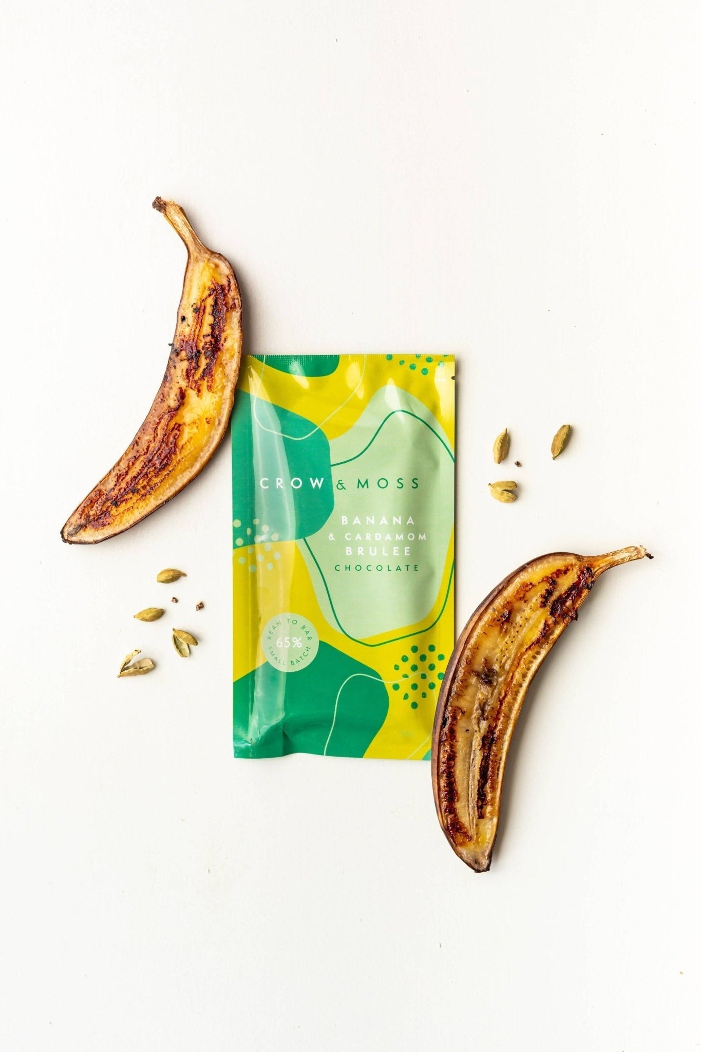 banana cardamom brulee chocolate bar 65% - case of 15 by farm2me