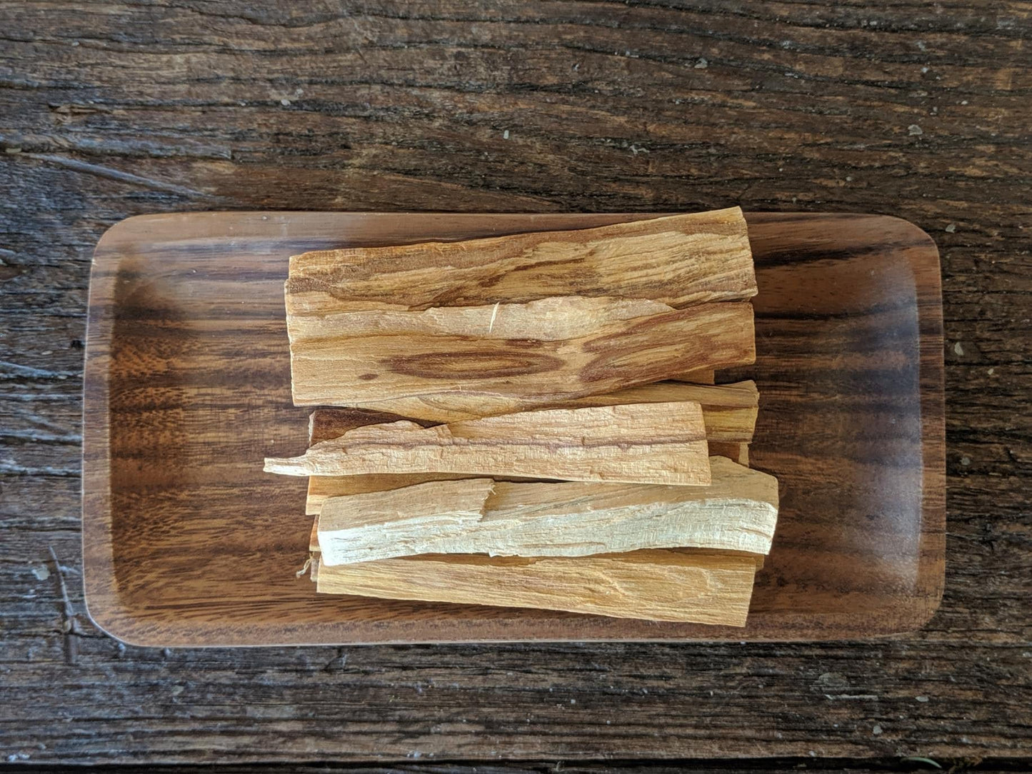 palo santo incense stick bundle by distinct bath & body